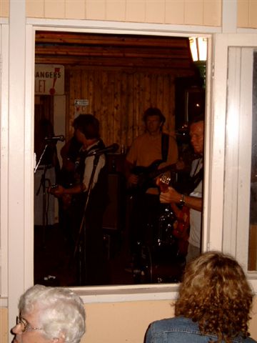 Rinus Gerritsen at Pier 32 jamsession August 5, 2004